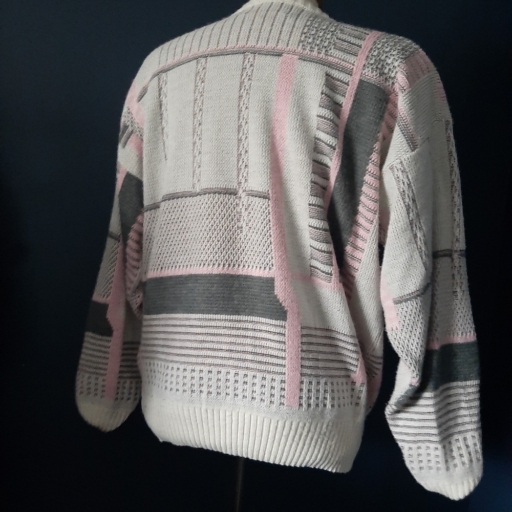 Vintage sweater size large - Picture 3 of 3